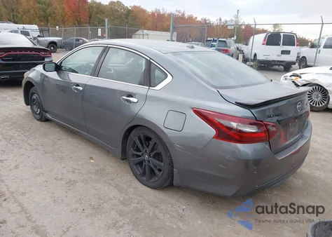 2018 Nissan Altima 2.5 Sr z USA, uszkodzony, nr VIN 1N4AL3AP4JC282318